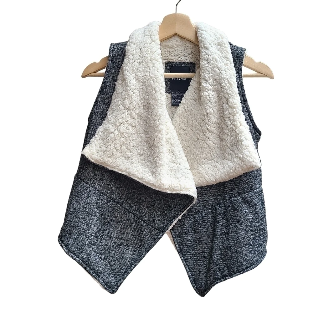 Me Jane Open Front Faux Sherpa Vest, Grey And White, Size 12 (Girl's)